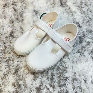 Cienta Classic White Kids Dress Shoes